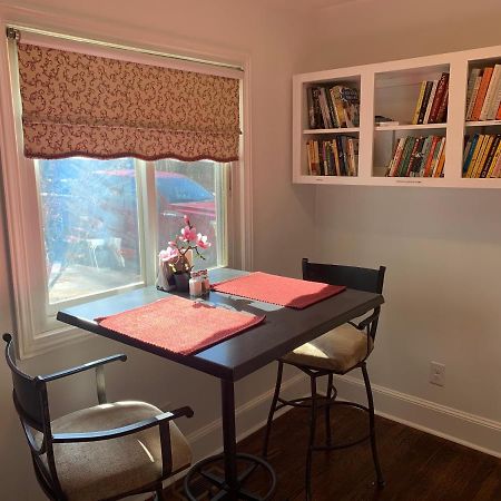 Briar Creek Rd Bnb Шарлотт Экстерьер фото