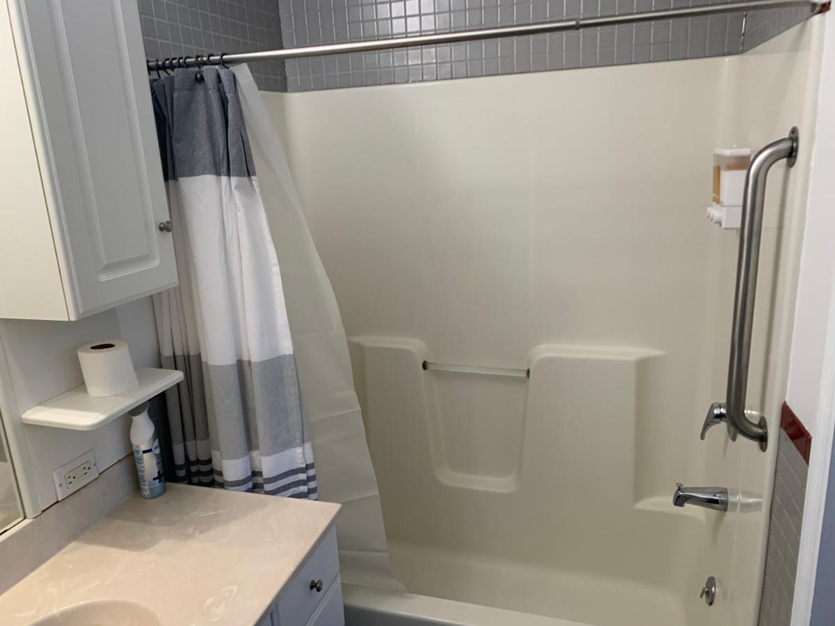 Briar Creek Rd Bnb Шарлотт Экстерьер фото